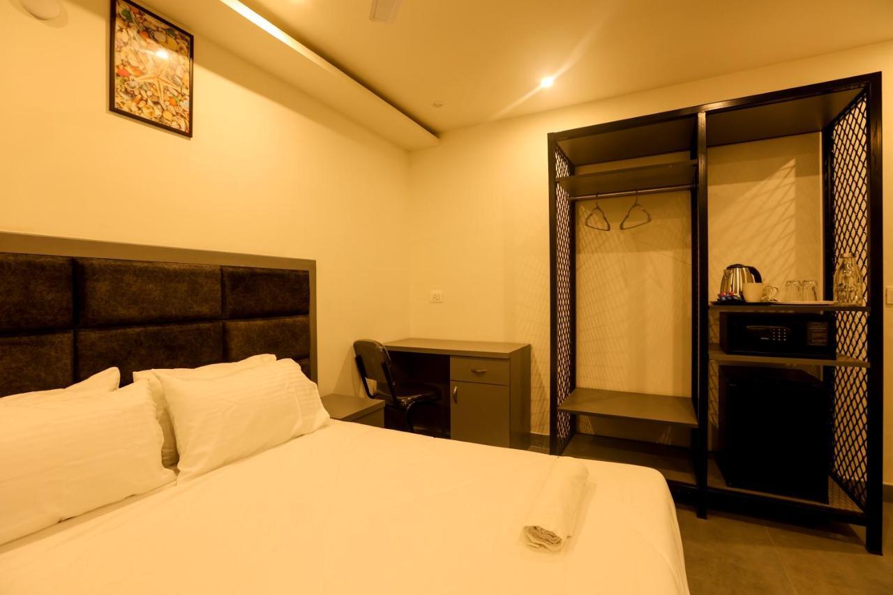 Coastal Pearl Hotel Miramar Pangim Exterior foto